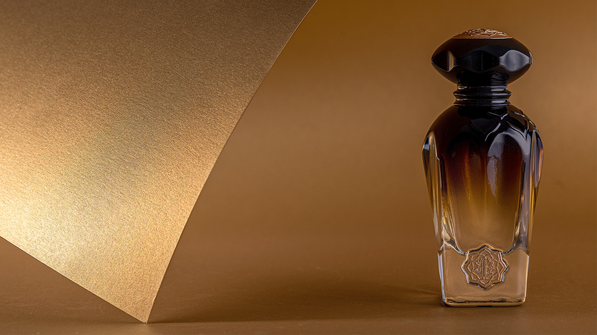 Discover Top Popular Perfume Brands for Men Online