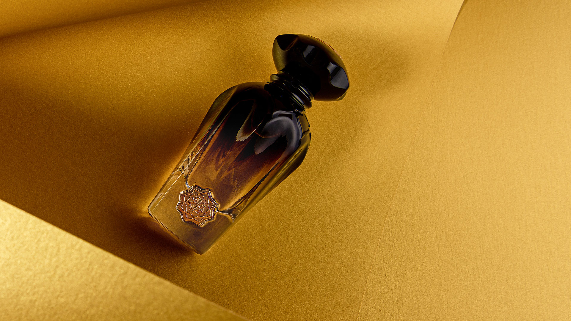 Discover Affordable Luxury: Buy Online Woody Perfumes at Unbeatable Prices! ​
