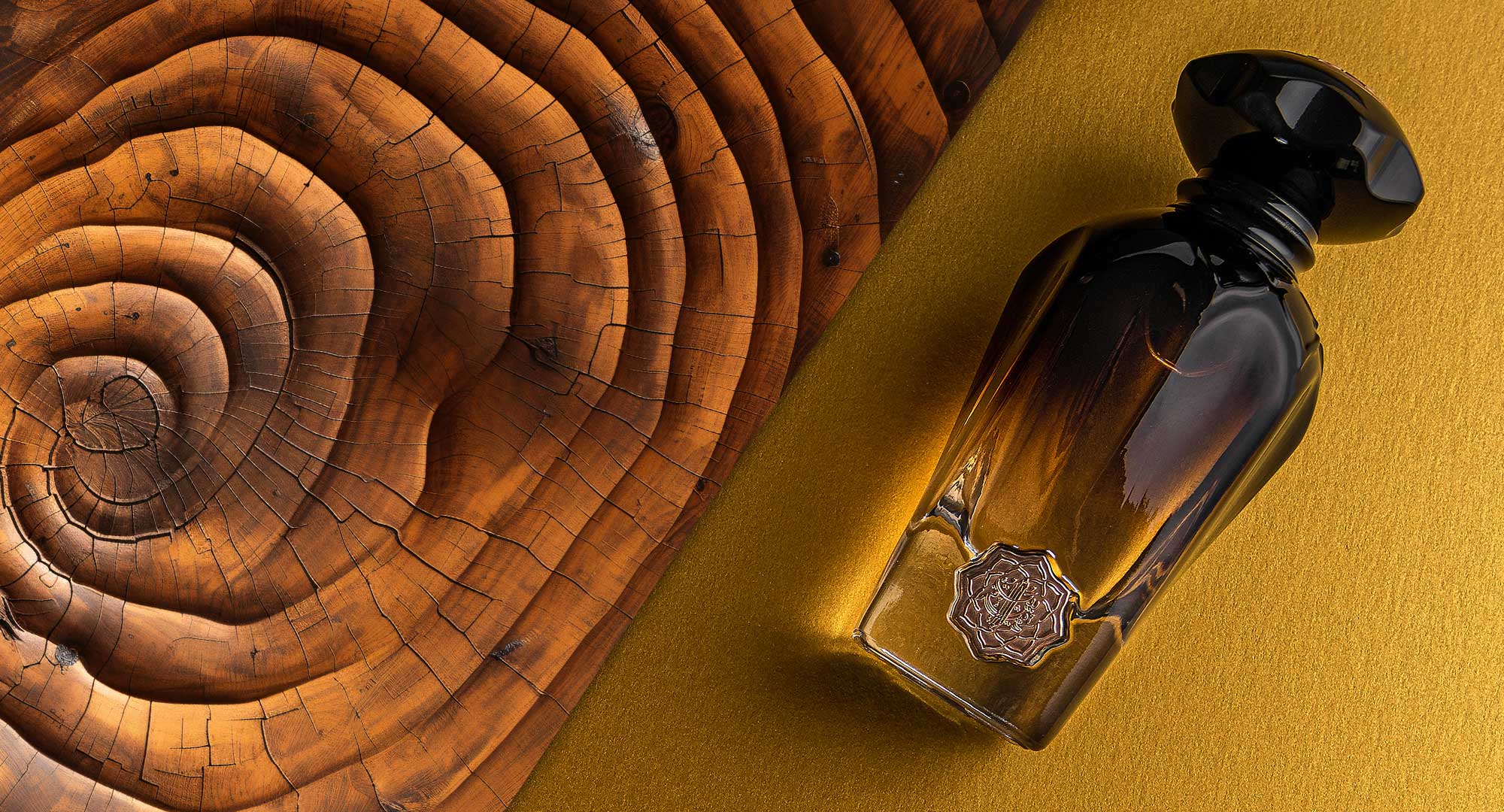 Enhance Your Mood & Well-Being with Luxurious Oriental Woody Fragrance Perfume