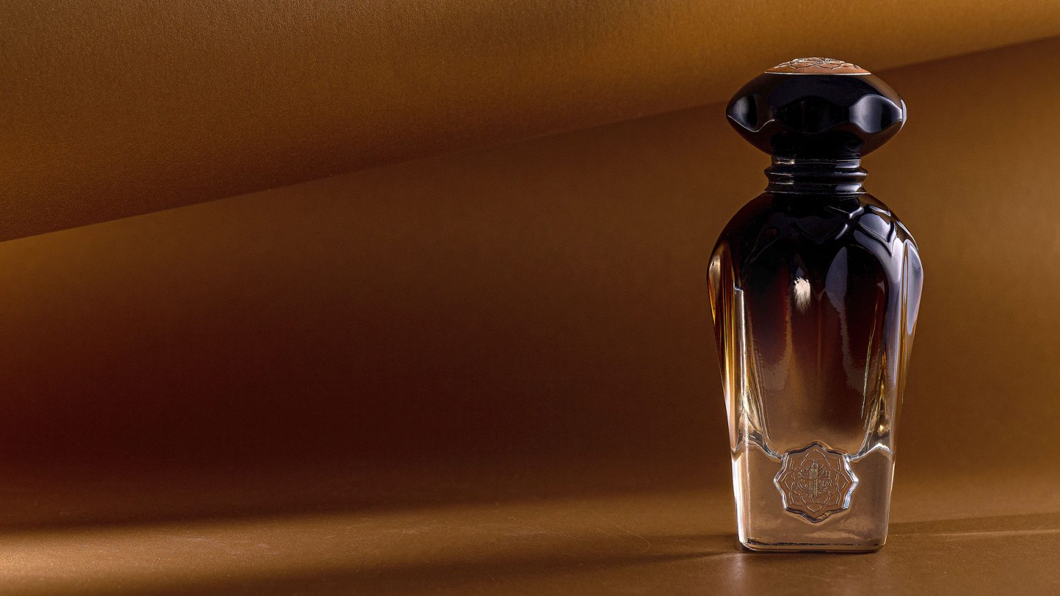 Masters of Perfumery: Unveiling the Exquisite Artistry of Clive Christian Fragrances​