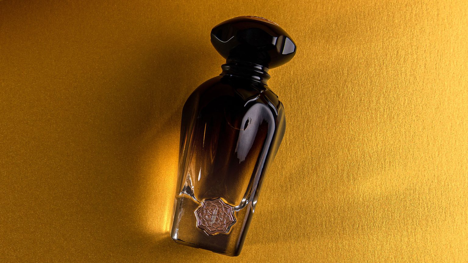 Redefining Opulence with a Touch of Valentino Perfumes​