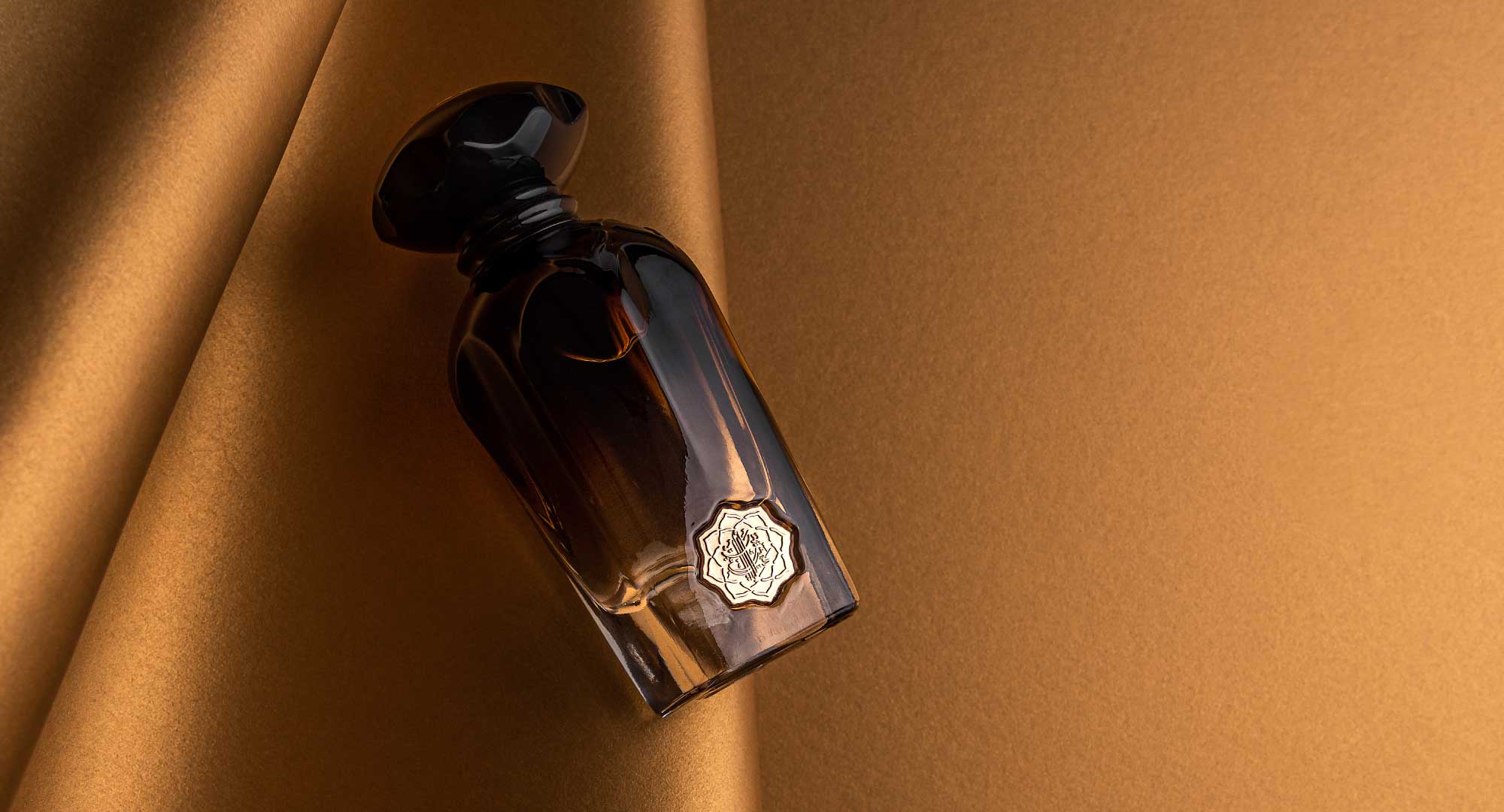 what-are-the-fragrance-notes-found-in-classic-perfumes