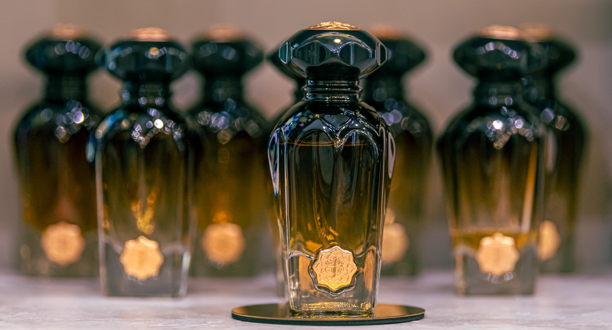 Explore These 10 Amazing Perfumes That Every Perfume Lover Should Experience