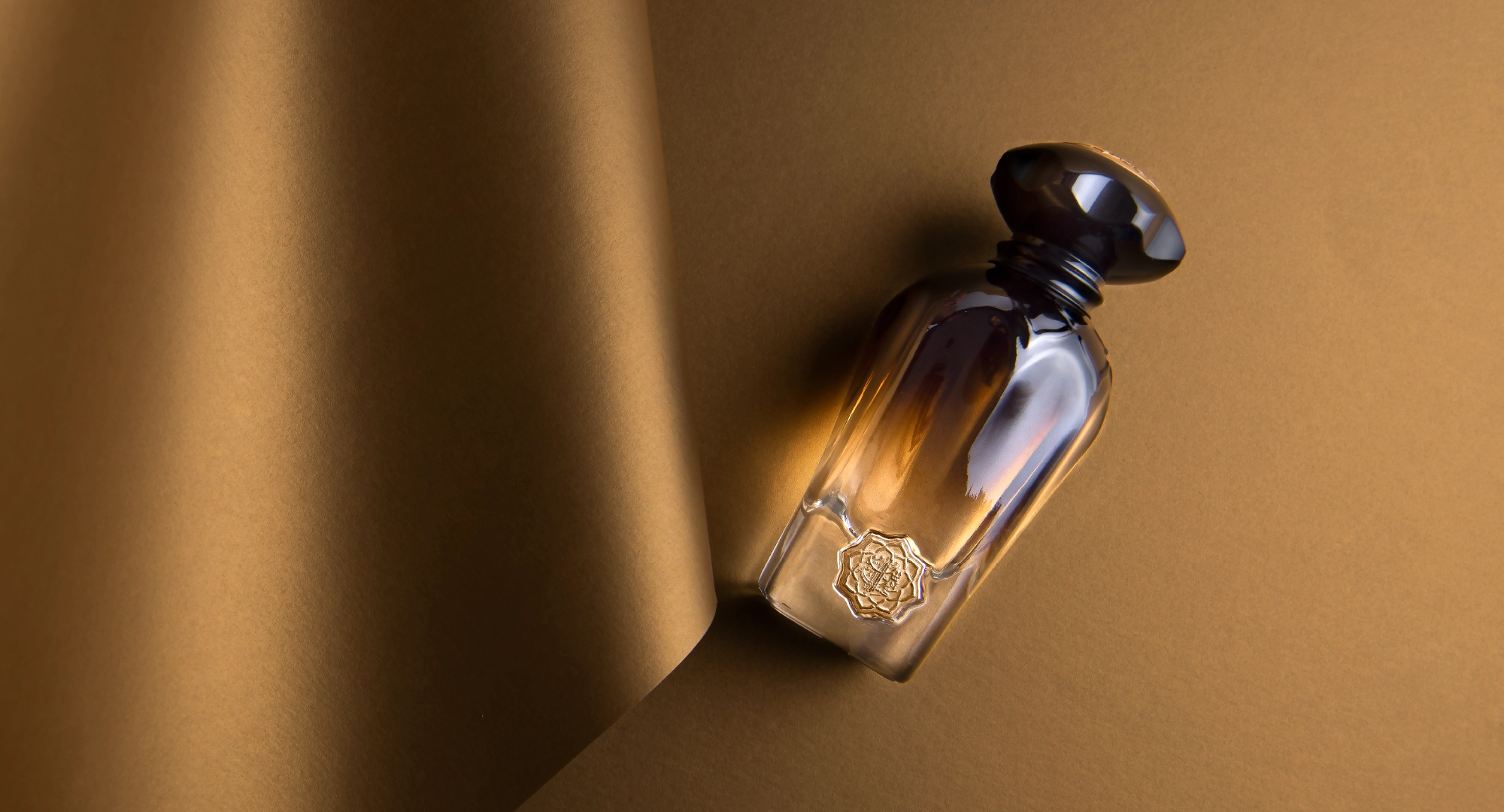 Step into the World of Perfumes and Enjoy Great Discounts When You Shop Online