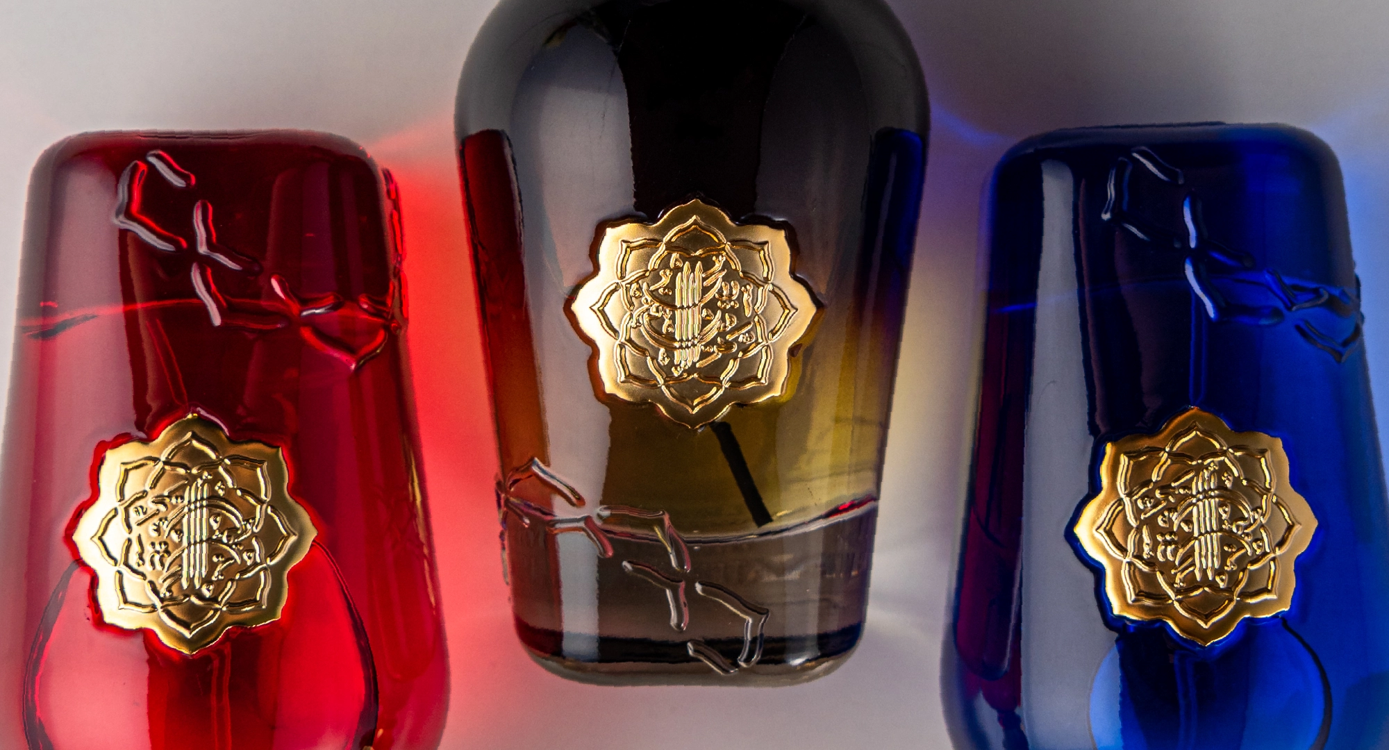 Best Perfumes with Longevity – Scents That Stay with You All Day