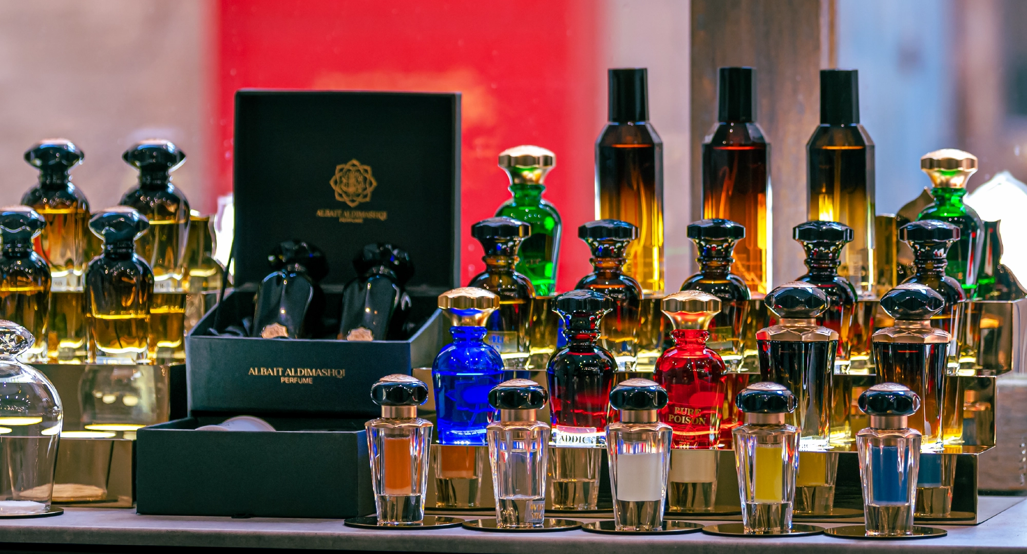 Explore Our Collection of Perfume Gift Sets at Albait Aldimashqi