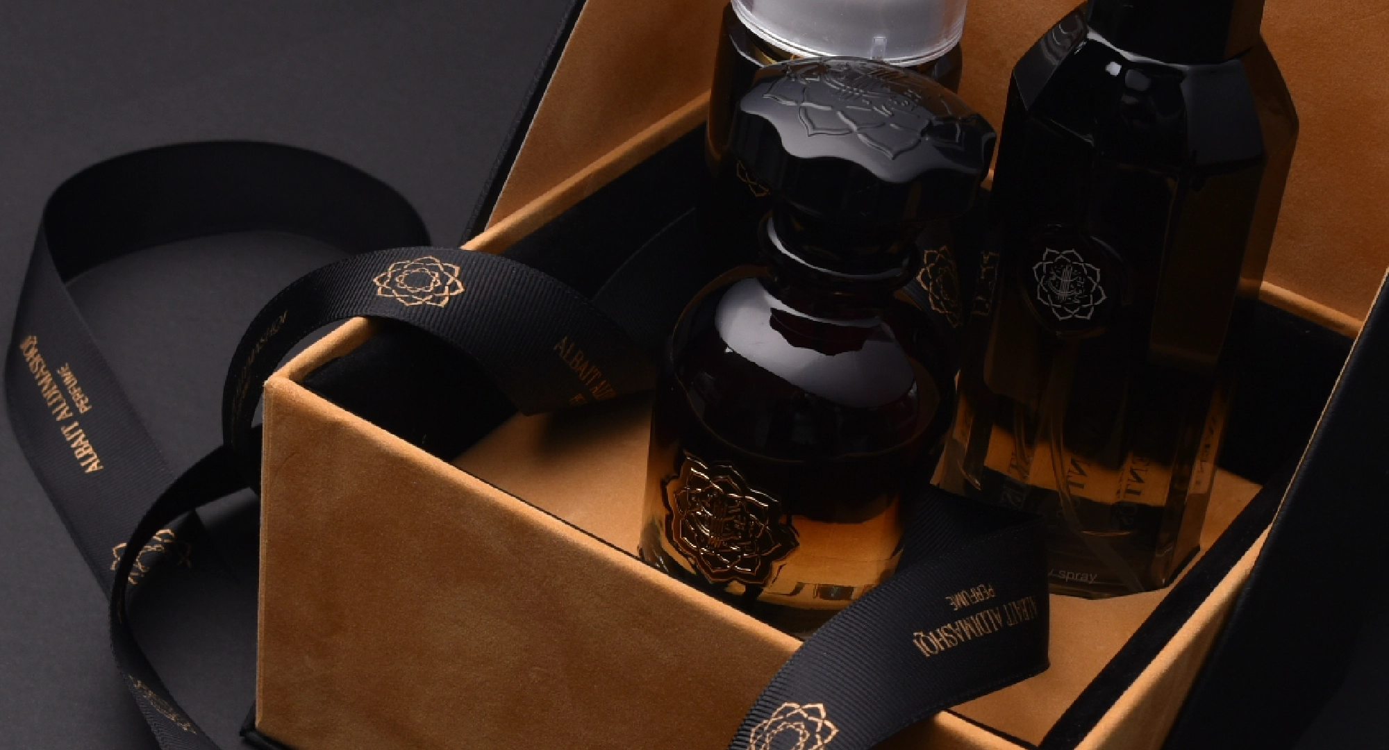 Perfume Set vs. Single Bottle: Which One Should You Choose?