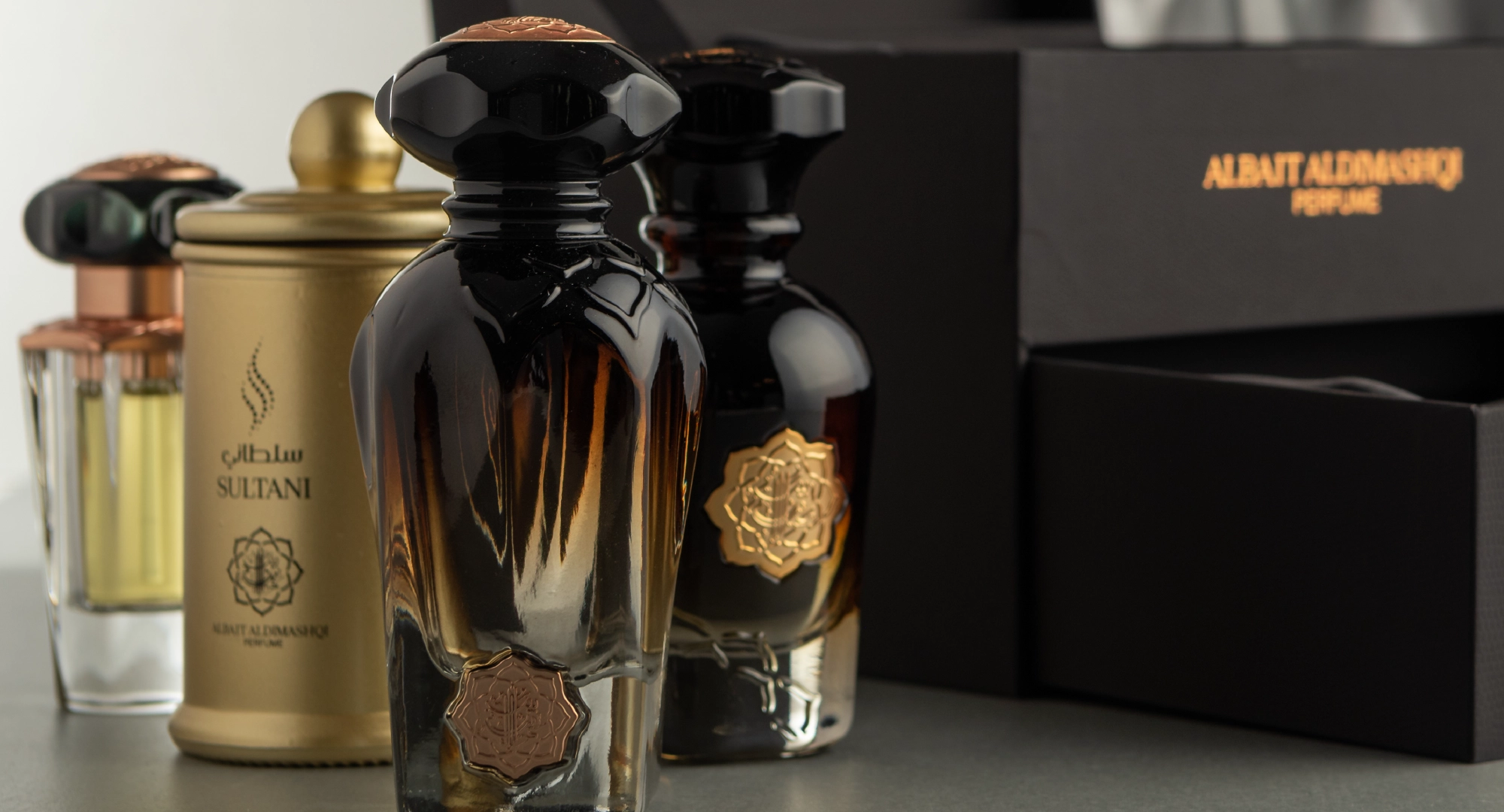 Ready to Get a Perfume Gift Set? Let Albait Aldimashqi Help You Choose