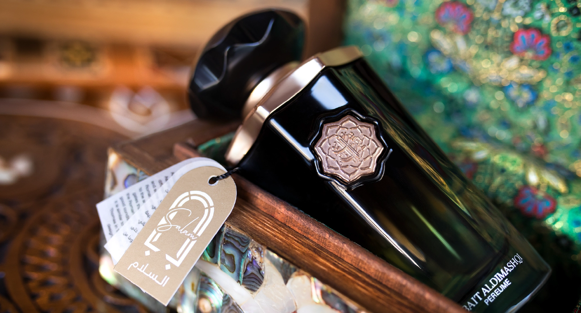Turn Every Gift into a Lasting Memory with the Perfect Perfume