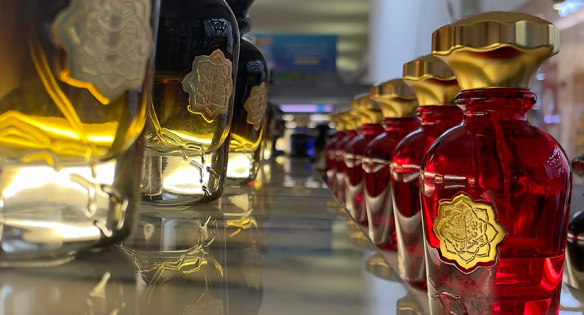 What Makes a Perfume Long-Lasting?