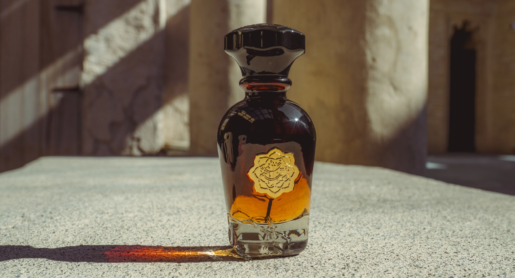 Why Albait Aldimashqi is a Smart Choice for Perfume Shopping in the UAE