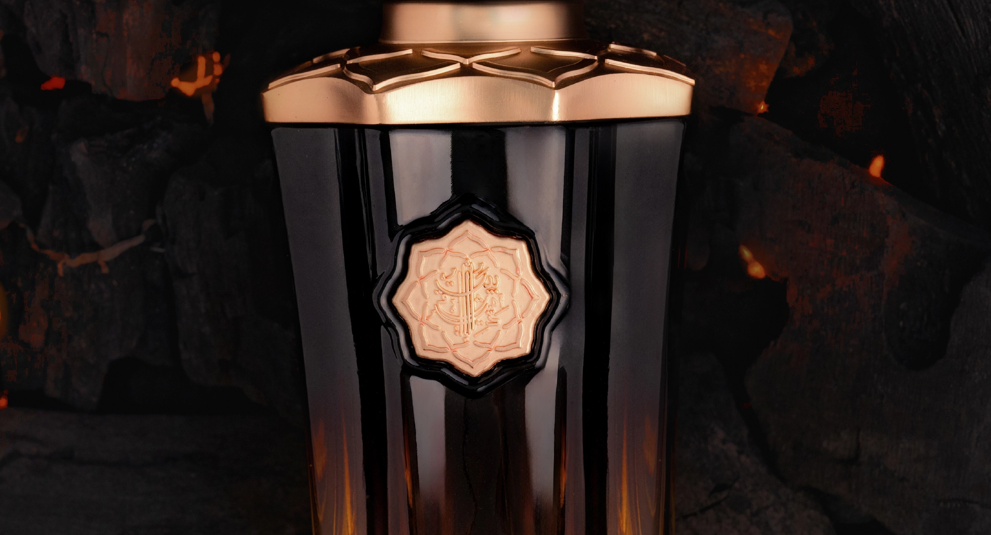 Why Our Perfumes Stay Longer – Even in the UAE Heat