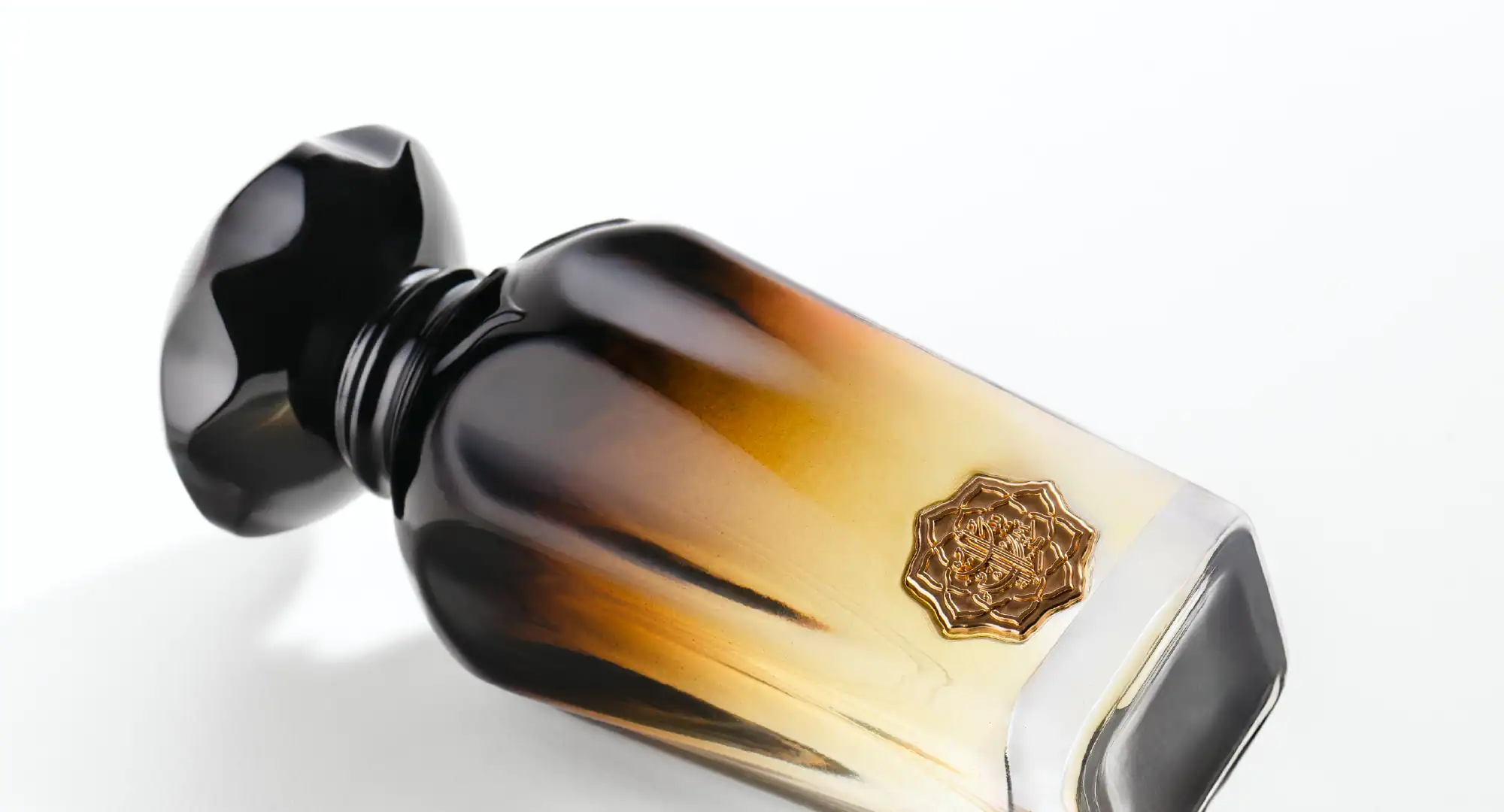 Top Luxury Perfume Brands to Buy – Discover High-End Elegance with Albait Aldimashqi